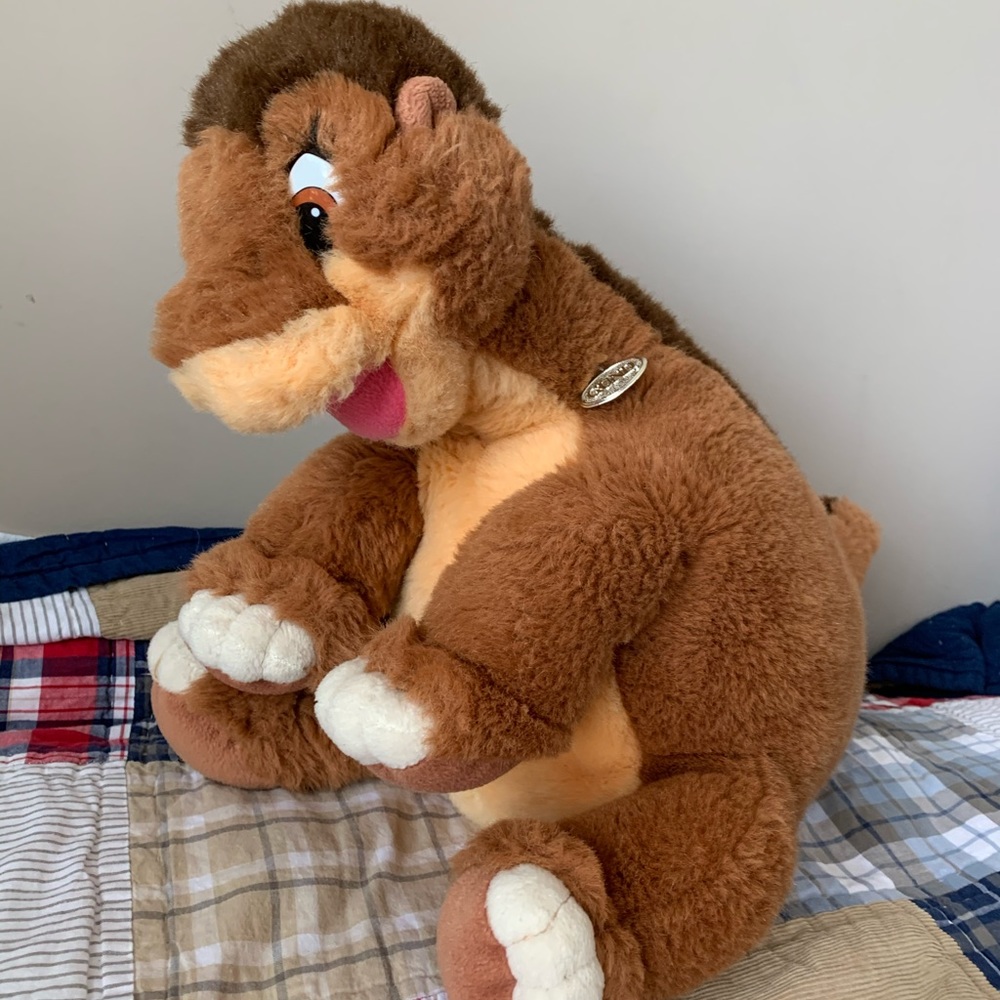 ‘Little foot’ stuffed animal
